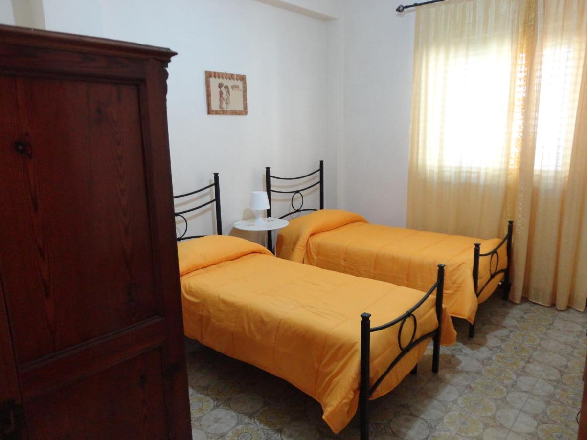 Baciati Dal Sole Appartement Porto Empedocle Buitenkant foto