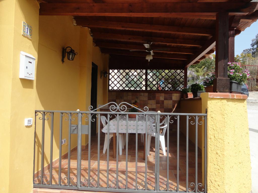 Baciati Dal Sole Appartement Porto Empedocle Kamer foto